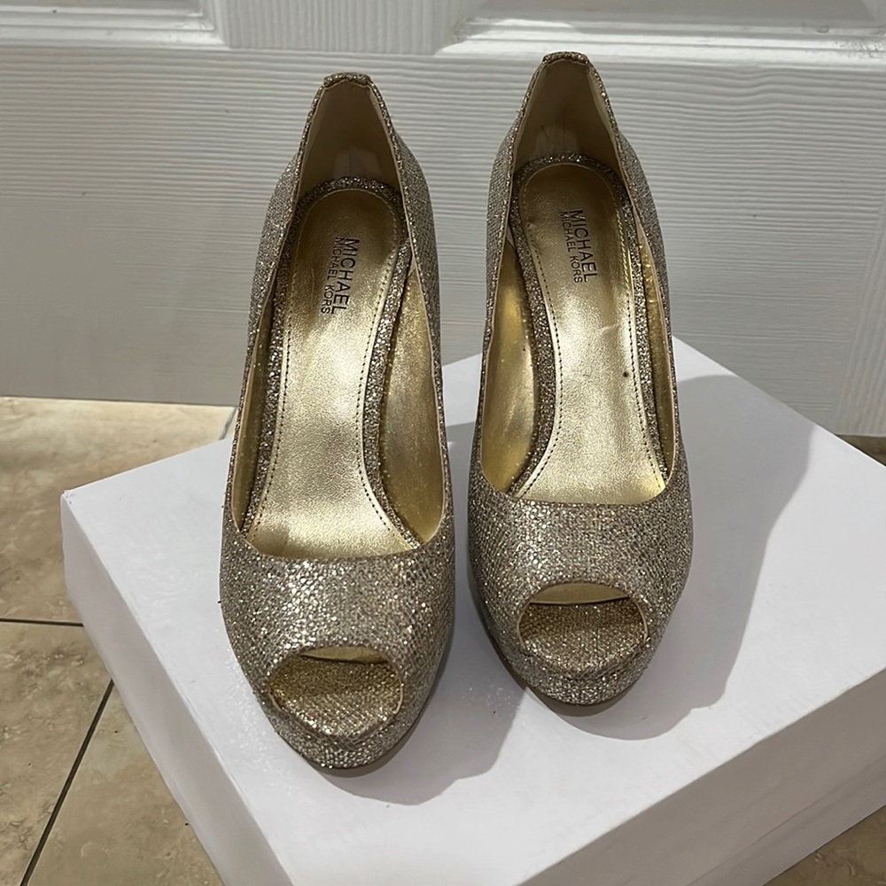 Michael kors shoes 6.5